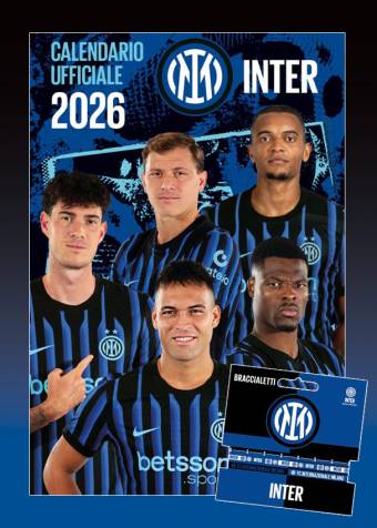 Vertical Inter + bracelets